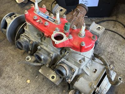 1997-1999 Yamaha Red Head 700