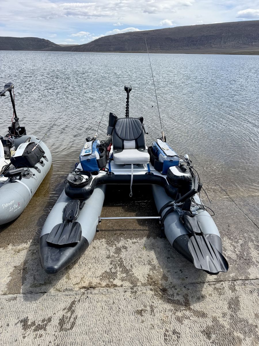 Dave Sadden Dagger Pontoon Boat