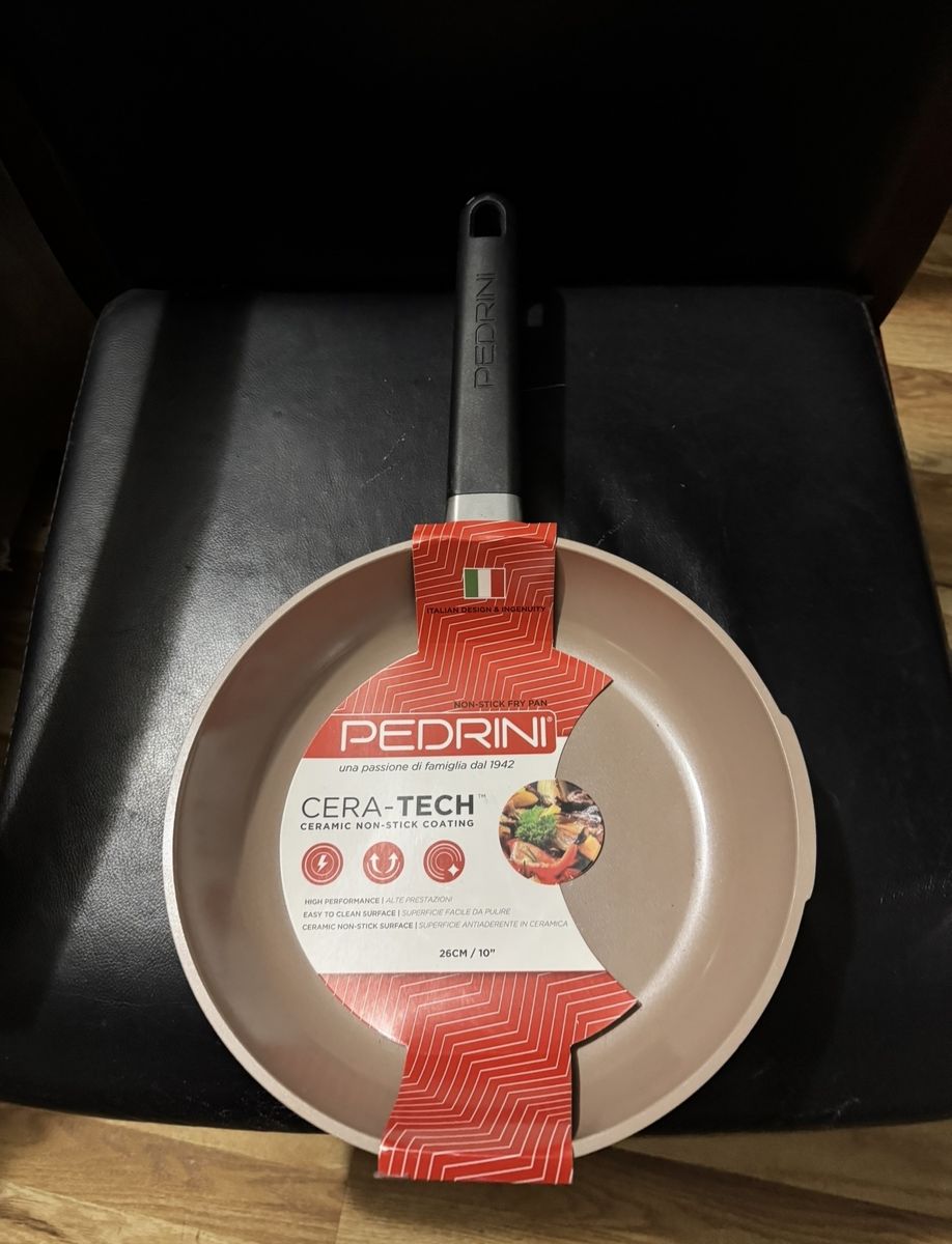 New non stick fray pan Pedrini 26 Cm/ 10”