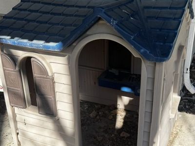 Kids outdoor Play House
