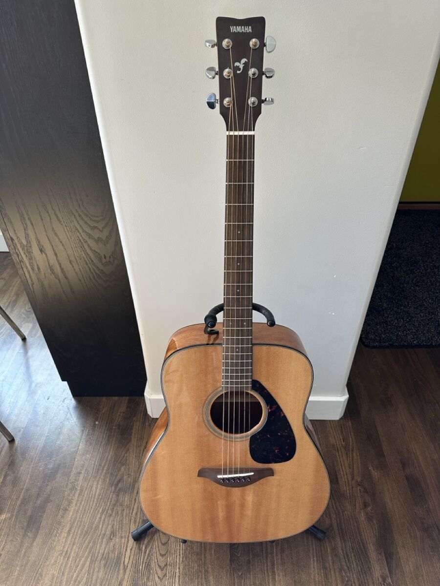 Yamaha FG800 Acoustic Guitar