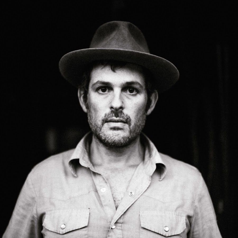 Main image 1