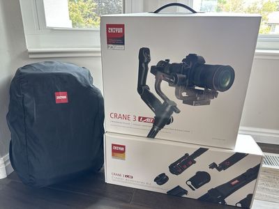 Zhiyun Crane 3 LAB Handheld Gimbal Stabilizer with Creator Accessories Kit and Case NEW