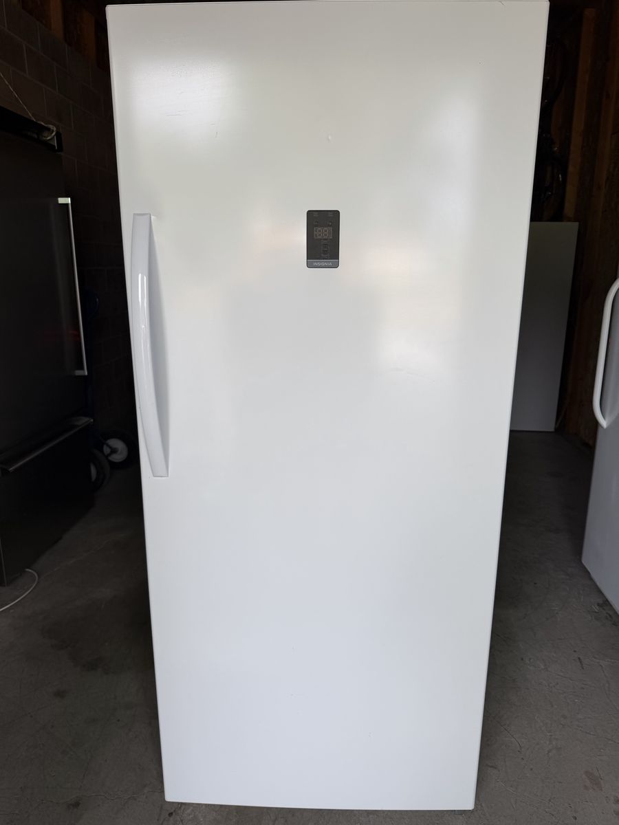 Upright fridge/freezer for sale