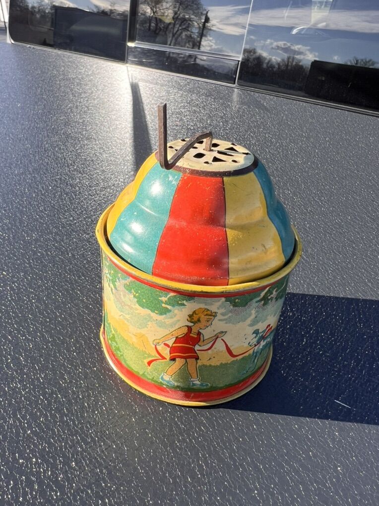 Vintage Ohio Art Litho Tin Crank Misic Box