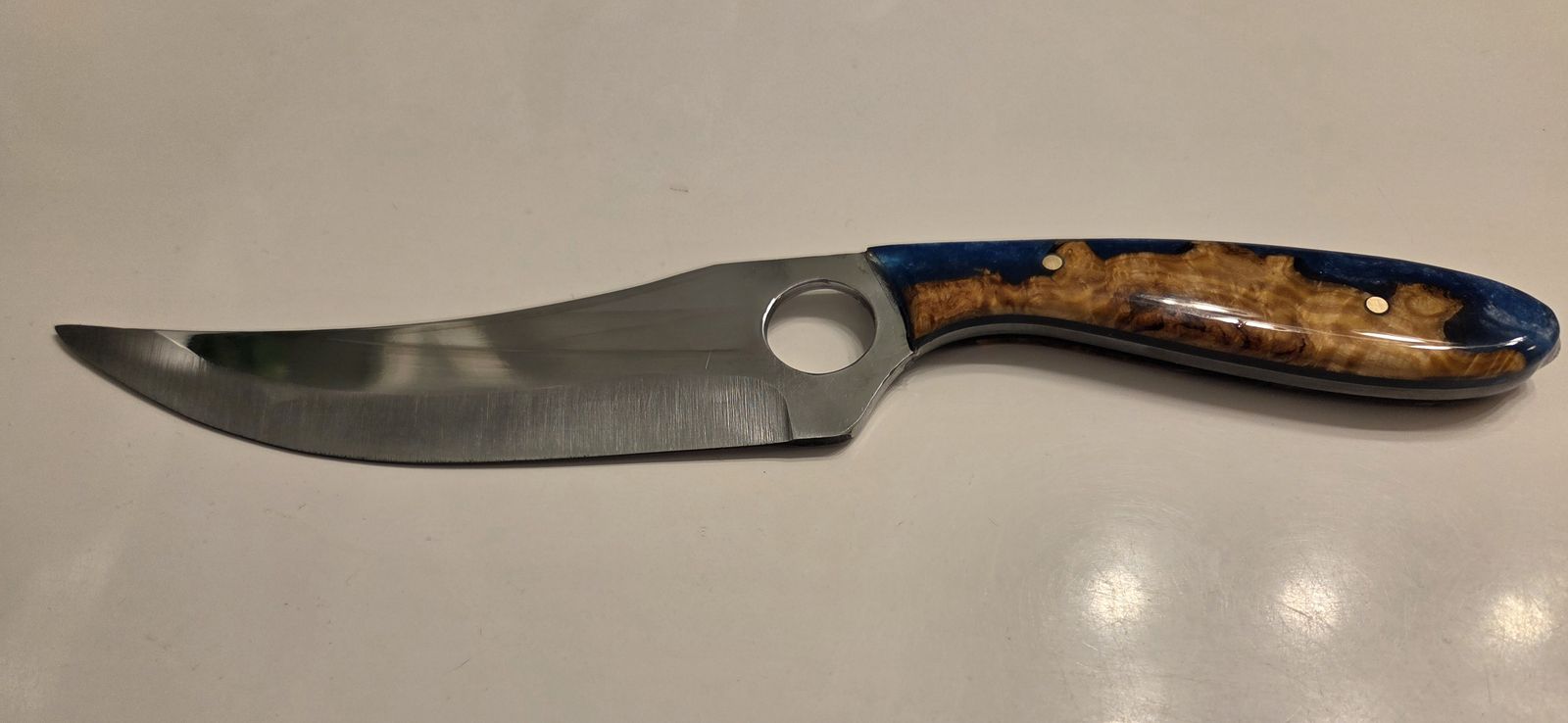 Sicari style handmade knife with beautiful epoxy resin handle
