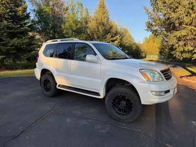 2004 Lexus GX Base