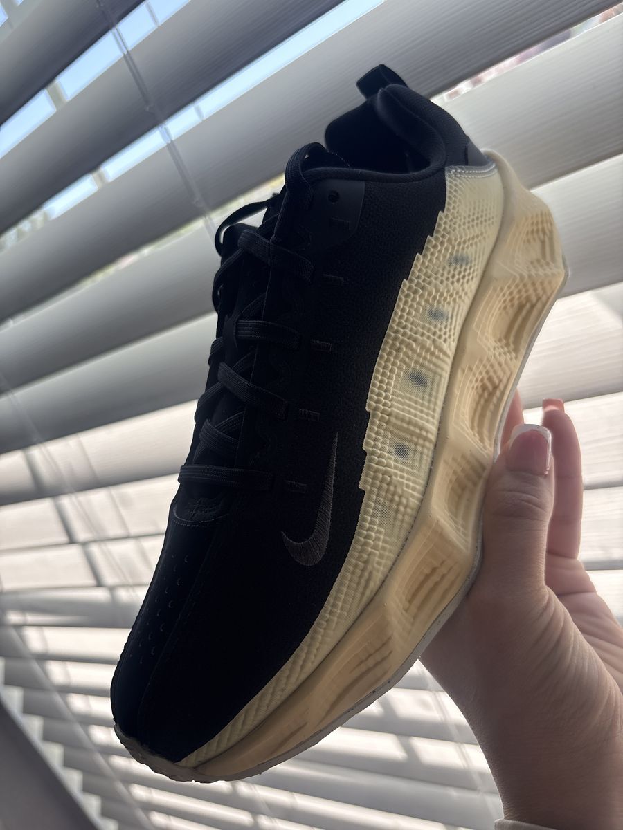 Brand new Nike running shoes 7Y 8.5 W