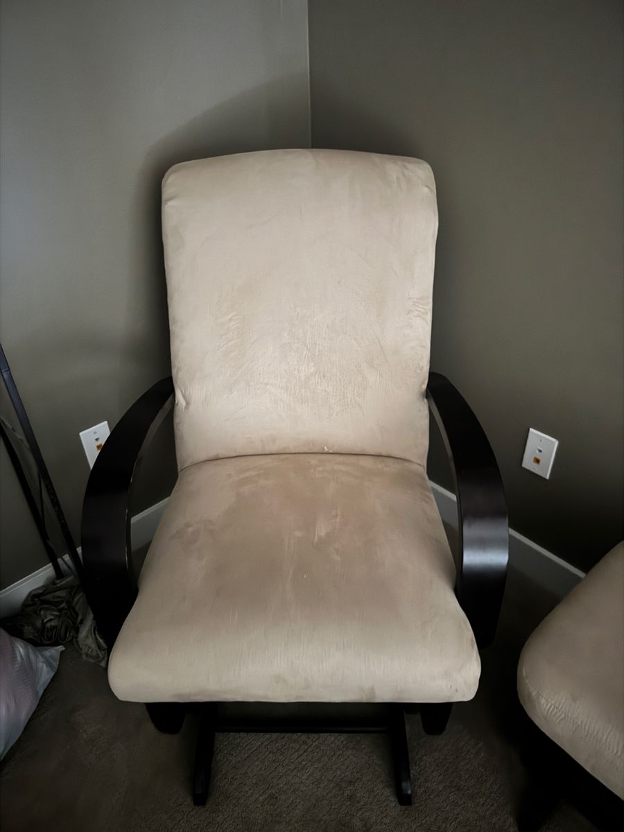 Glider rocking chair and ottoman