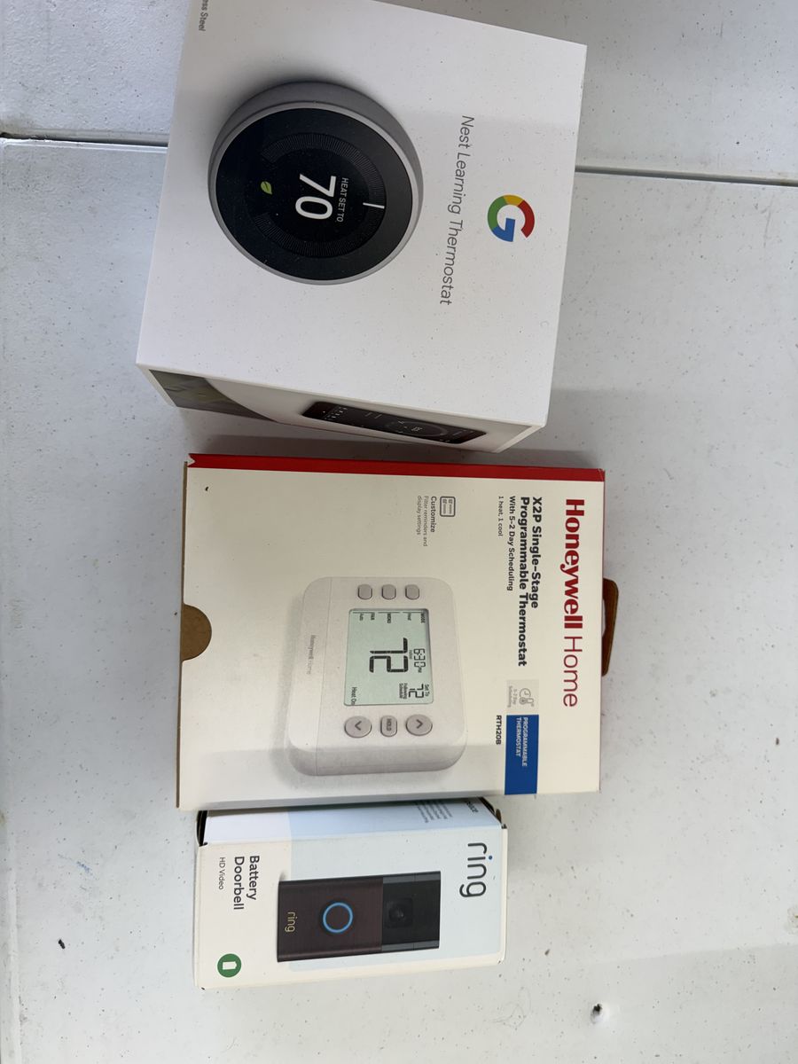 Google Nest Gen 3, Ring DoorBell, Honeywell Thermostat Sold Together