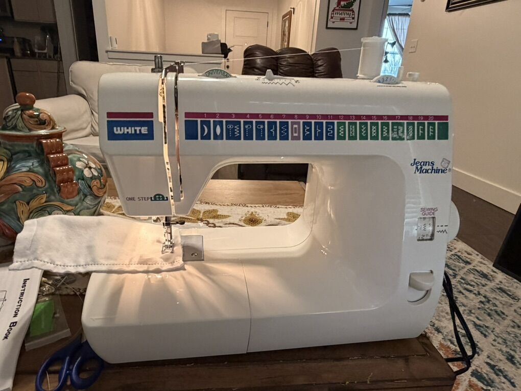 Heavy Duty White Jeans Sewing Machine
