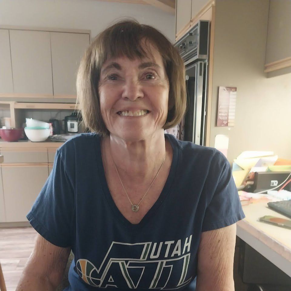 5 row 1 seats, warriors.  MrsJazz