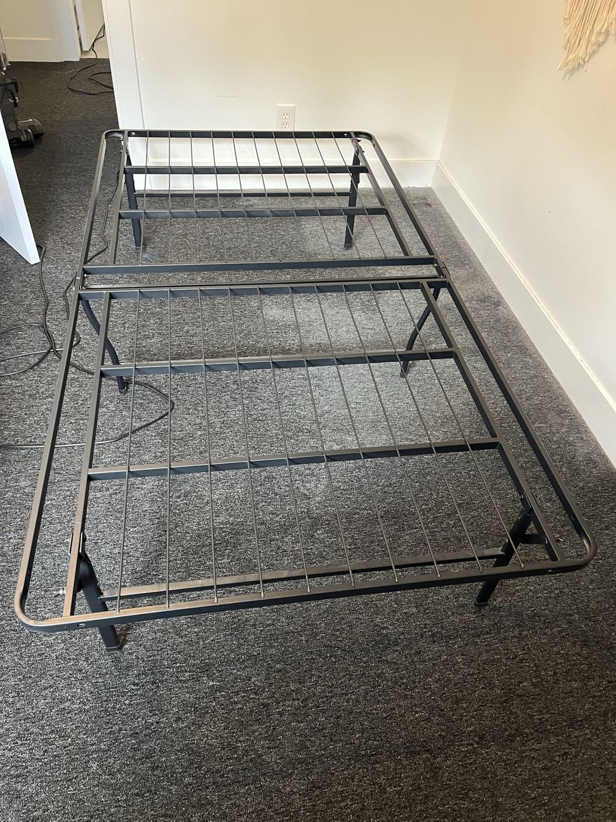 Foldable twin mattress bed frame