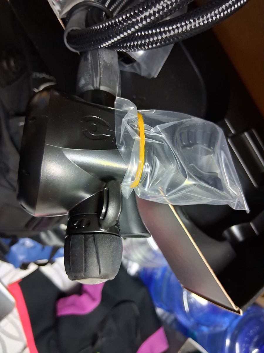 Scuba equipment