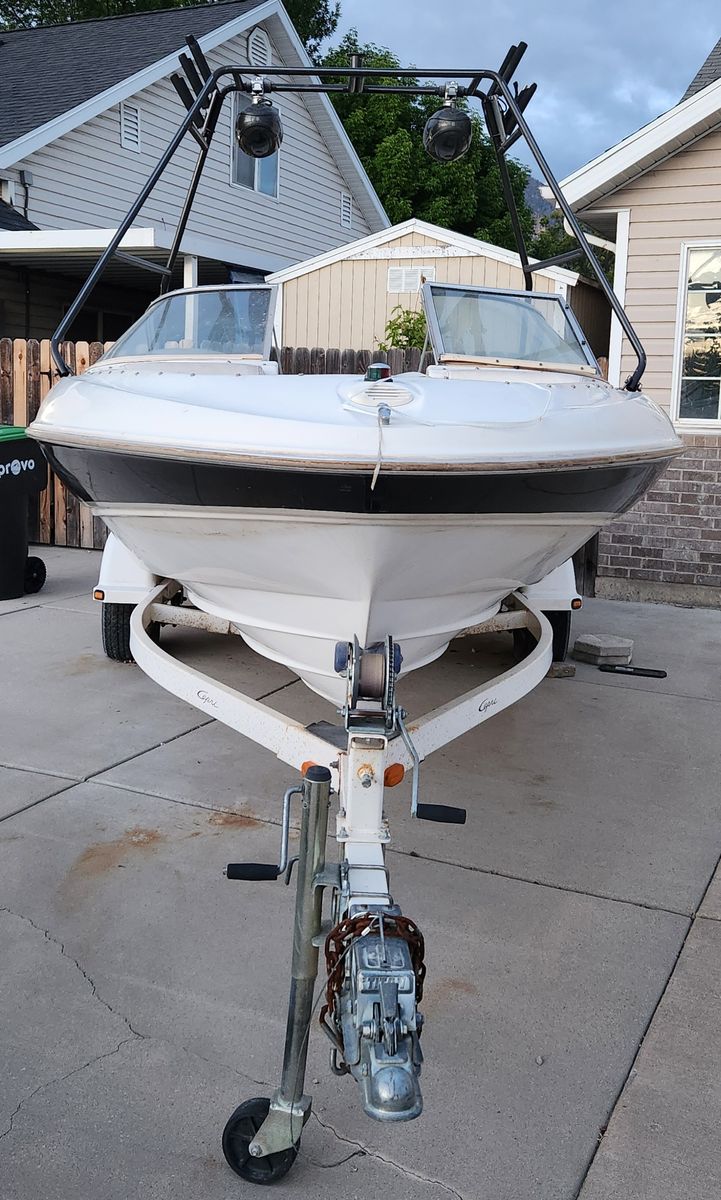 1999 BAYLINER CAPRI 2050 SS