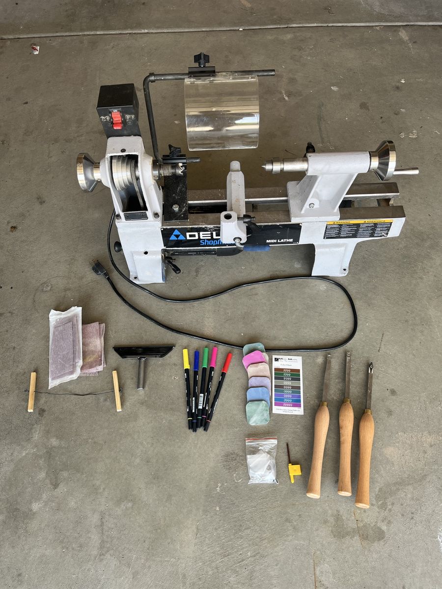 Delta ShopMaster Midi Lathe (LA200) with Turning Tools & Accessories. PLEASE READ ENTIRE DESCRIPTION