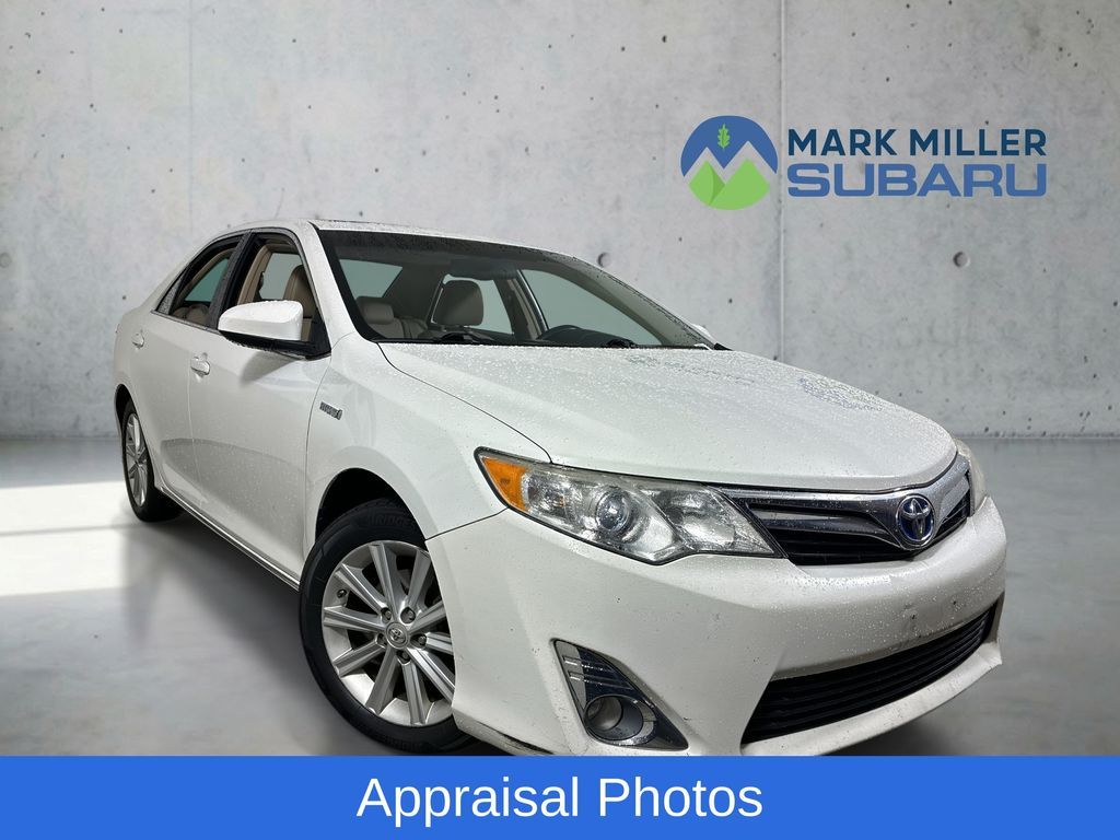 2012 Toyota Camry Hybrid XLE