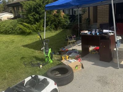 Garage Sale: Desk, Pressure Washer, Kids Car, PlayStation Controller & More