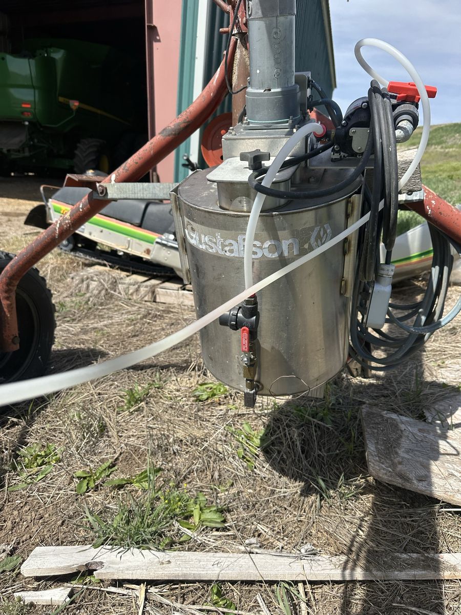 Seed Treater & Auger