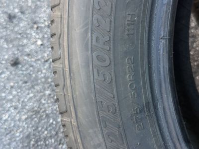 Set of 2. Michellin Tires 275/50/22