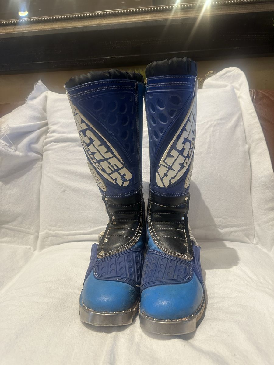 Answer Edge men’s size 13 blue motorcycle boots