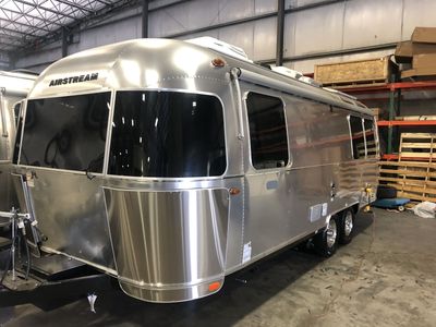 2021 Airstream Globetrotter 25FB
