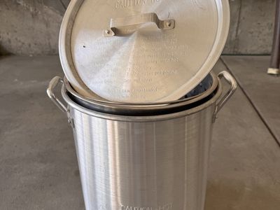 Turkey Fryer or Searfood Boil Stainless Steel Pot Never Used