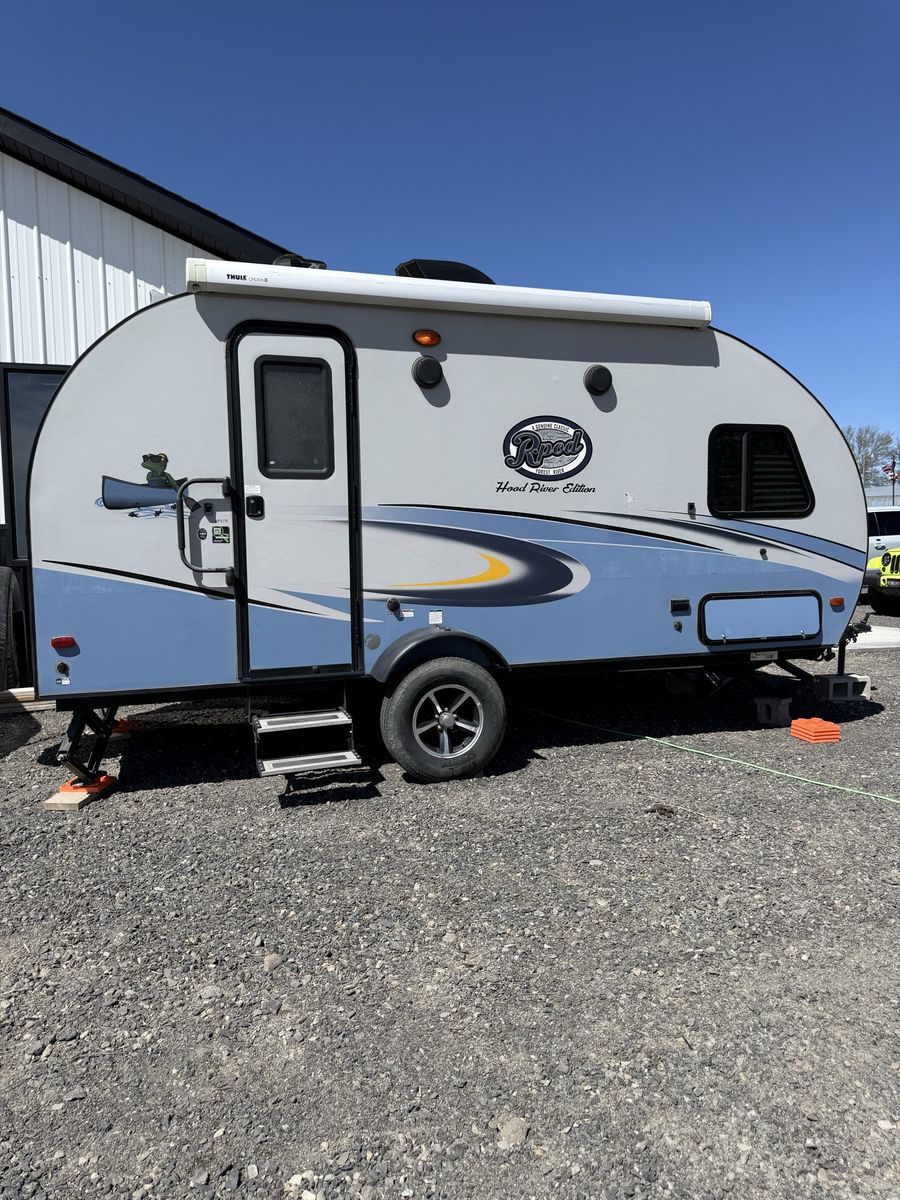 2018 Forrest River r-pod 179 Hood River