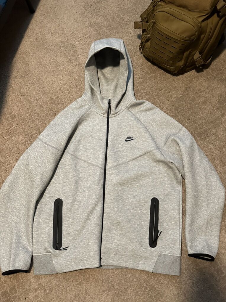 Grey Nike Tech
