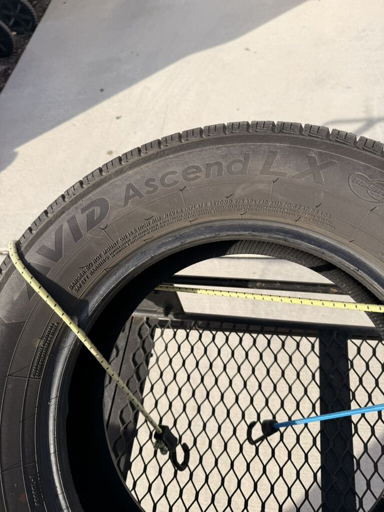 Pre Owned Yokohama Tire