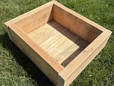 Sturdy ground Planter box