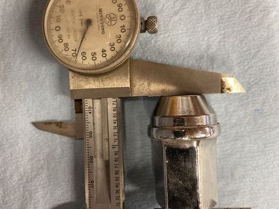 New 32-piece Chrome 14mm x 1.5 Acorn Tip Enclosed Lug Nut Set