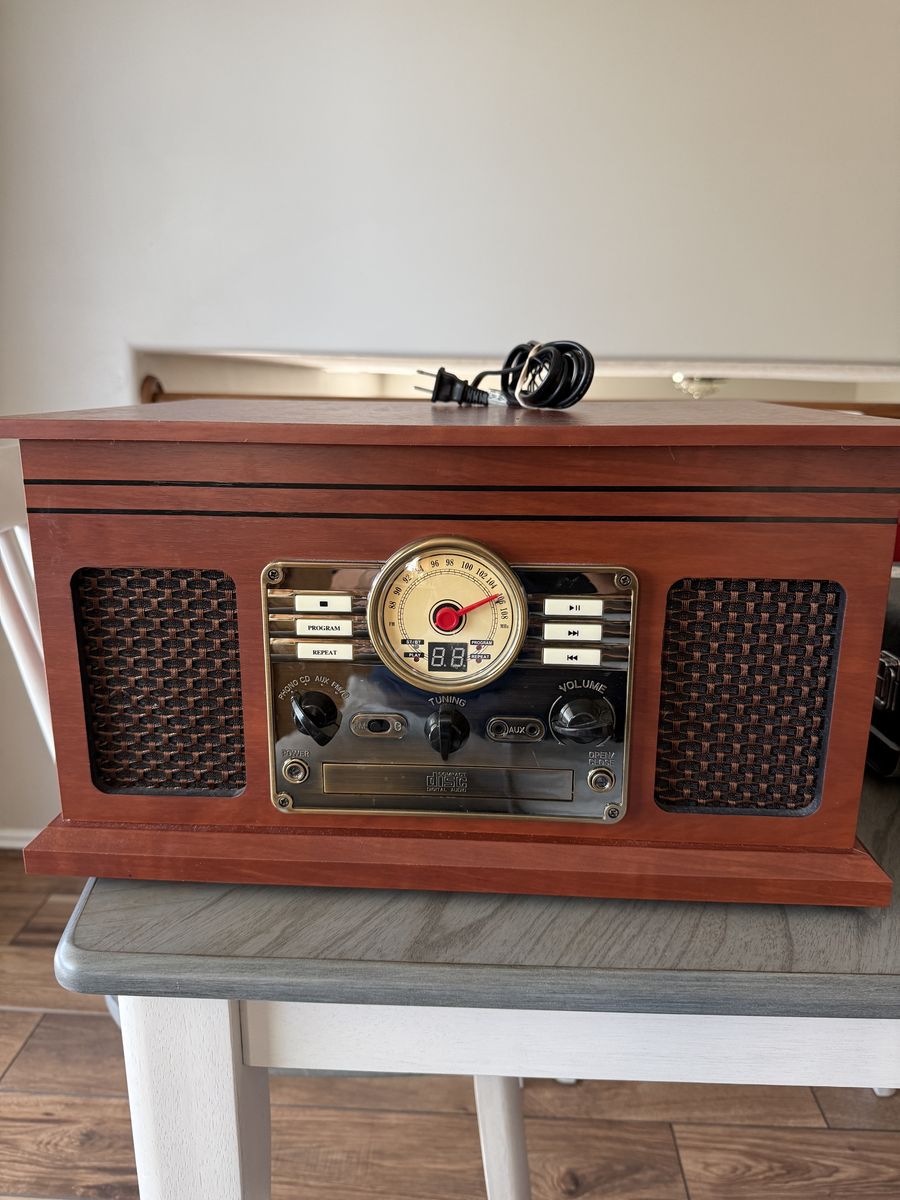 Victrola 7-in-1 turntable