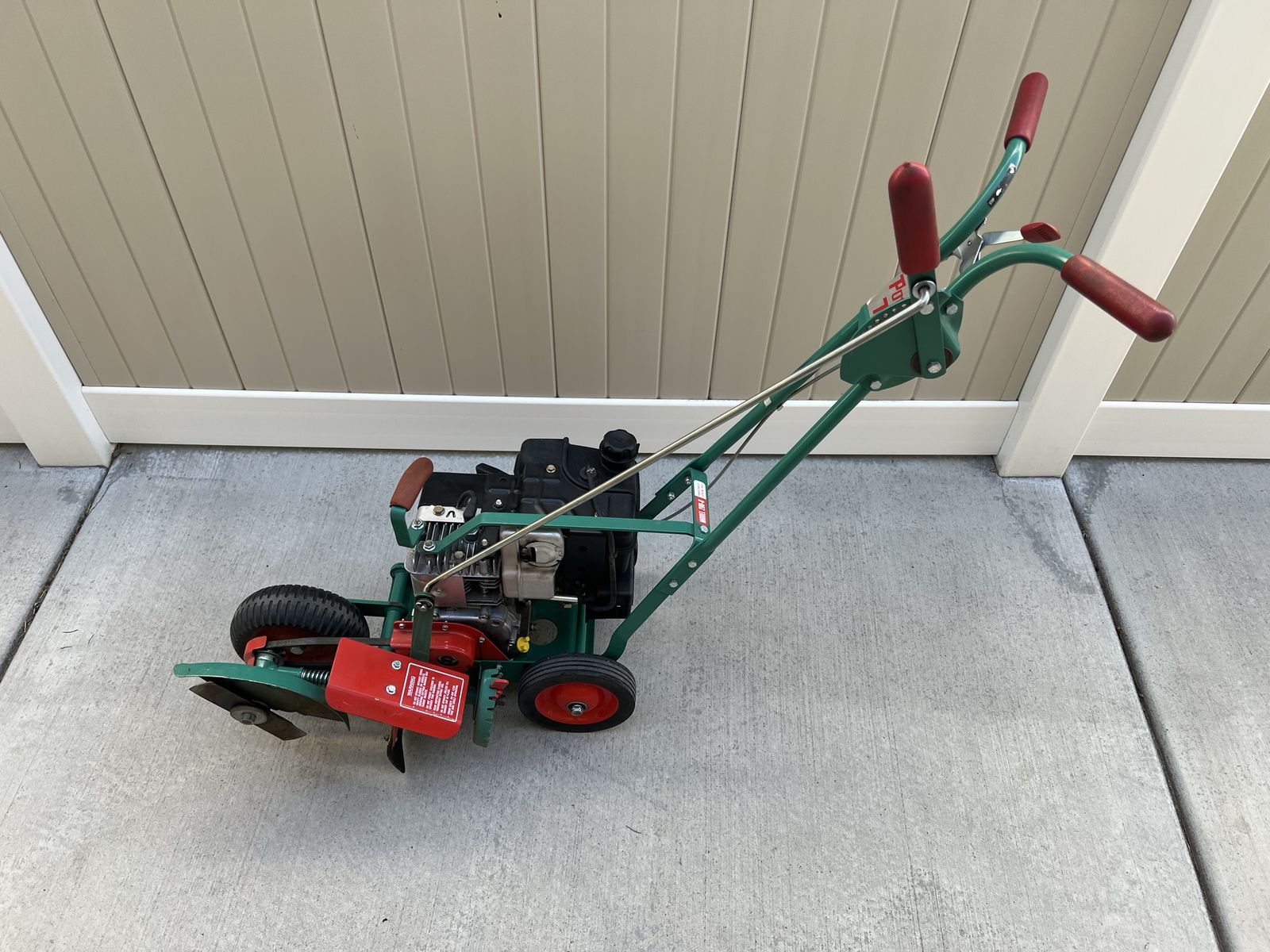 Power Trim Model 200-8 Edger - Excellent Condition