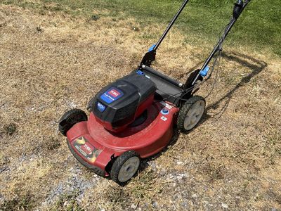 Toro Recycler 22" Personal Pace 60V Cordless Electric Lawn Mower (Used)