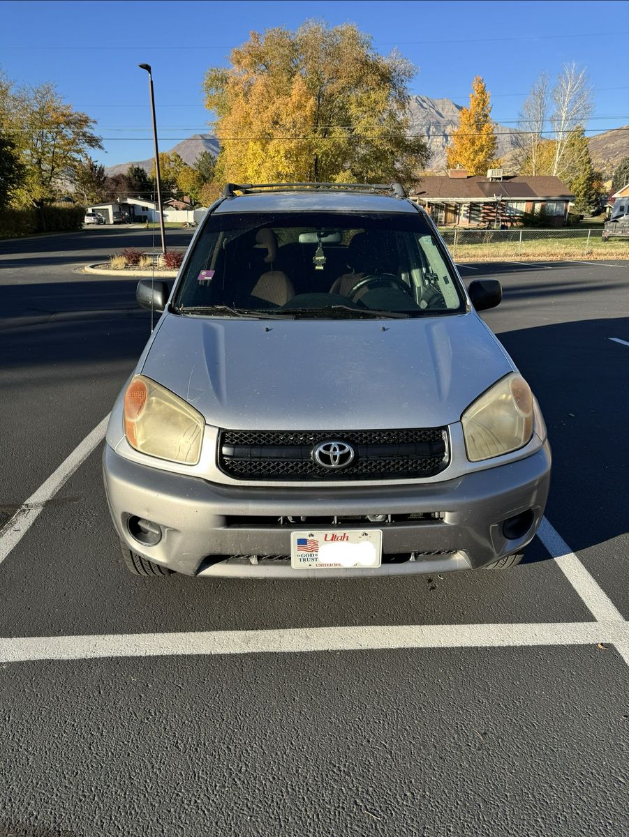 2004 Toyota RAV4 Base