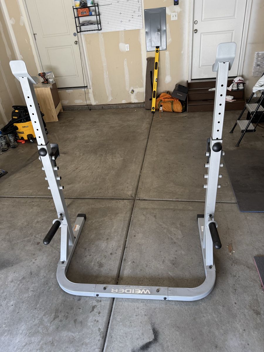 Weider Adjustable Squat Rack Stand