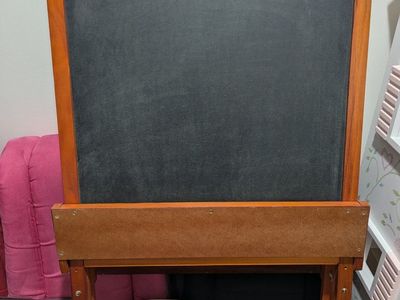 Wooden Kids Art Easel - Double-Sided Chalkboard & Whiteboard with Paper Roll Holder