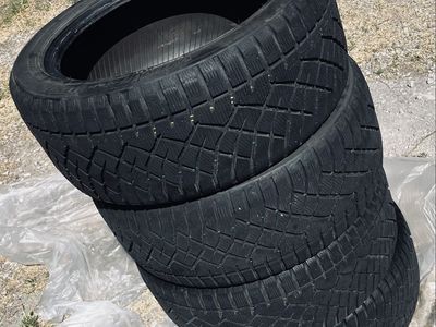 245/45R18 96T- Set of 4 Arctic Claw Winter WXI Tires- Great Tread