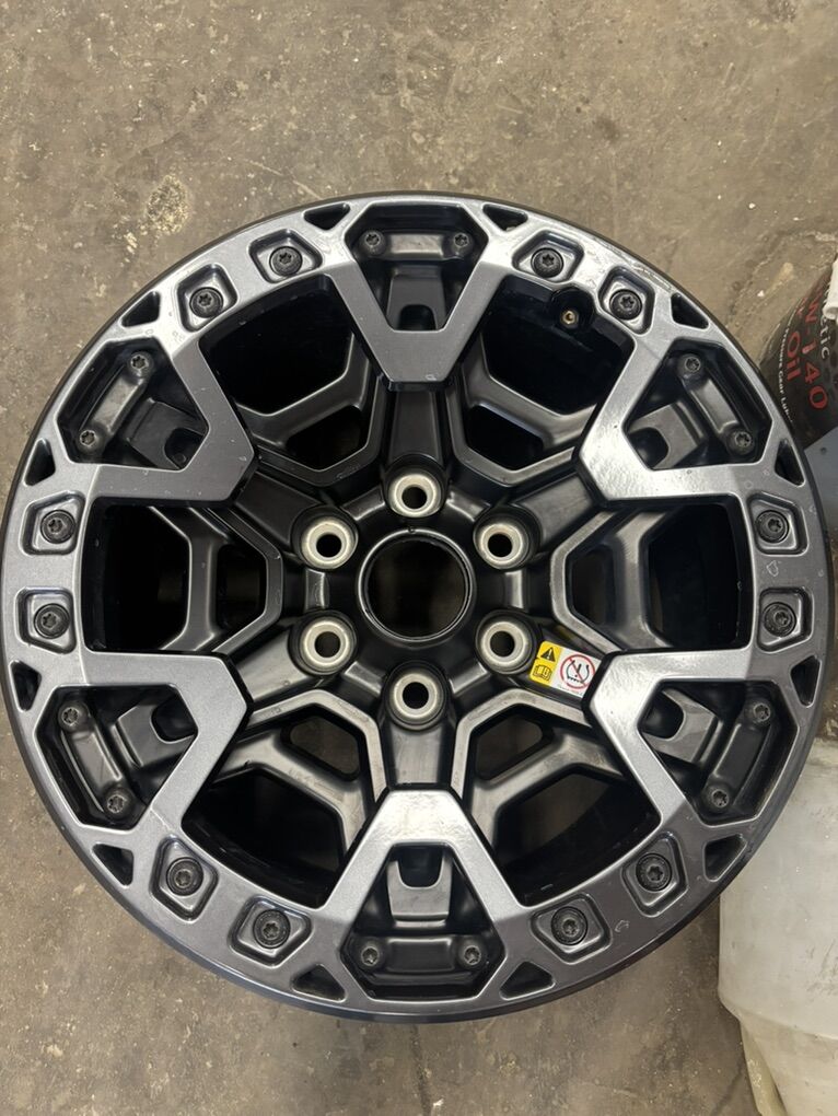 Ford Raptor R Wheel