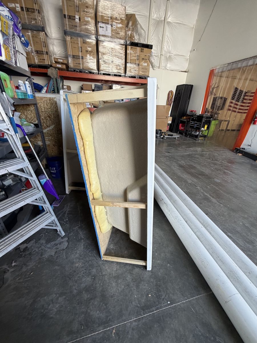 Main image 3
