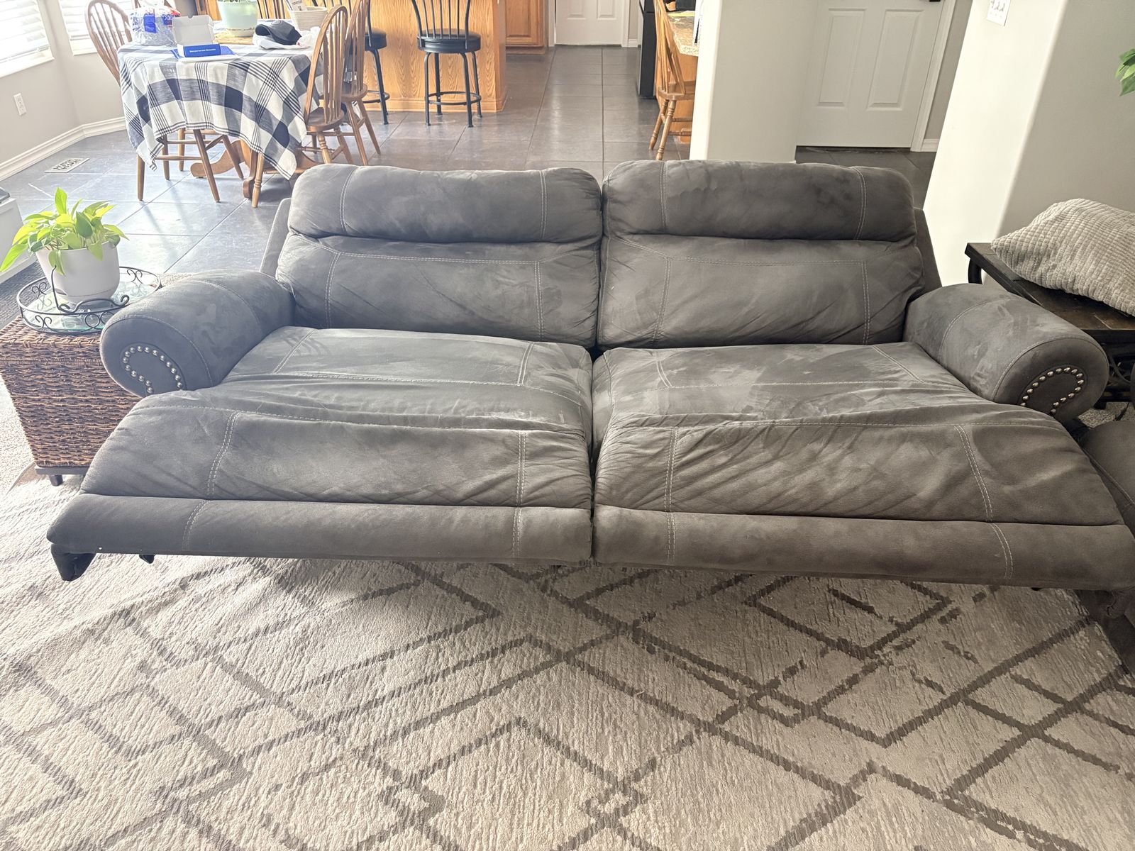 Main image 4
