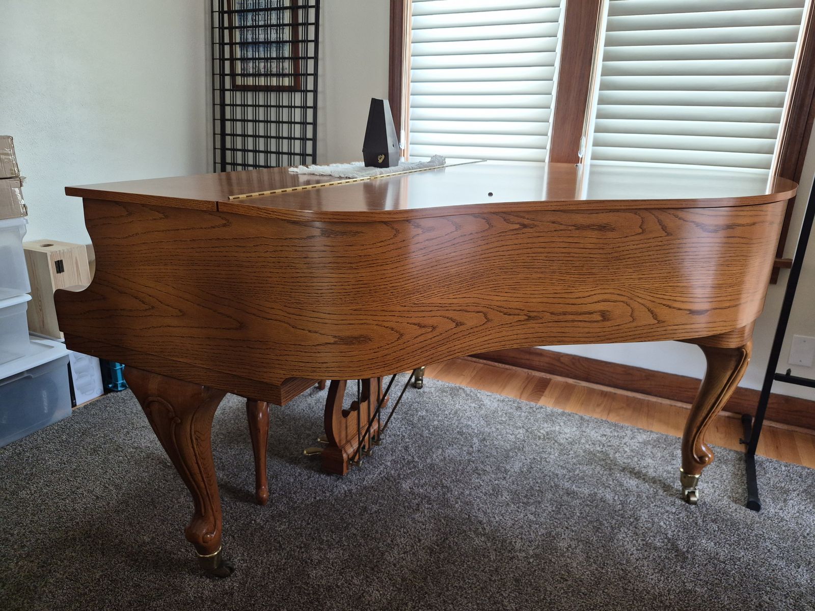 Samick Baby Grand Piano Oak Finish with Bench