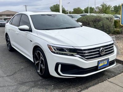 2022 Volkswagen Passat R-Line