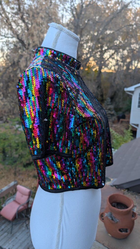 NWT Women's Size Small Sequin crop top Allegra K C