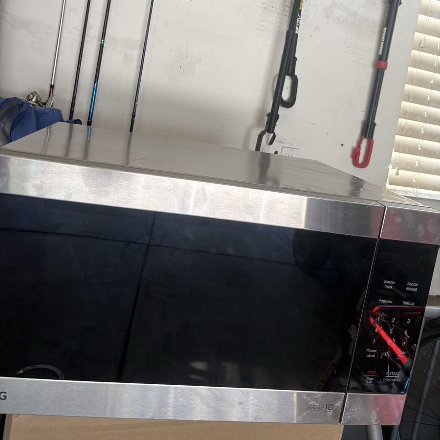 LG microwave used