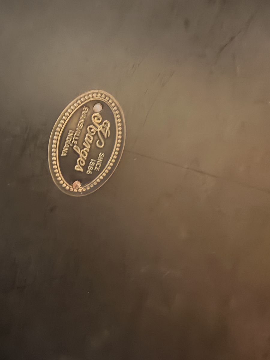 Main image 6