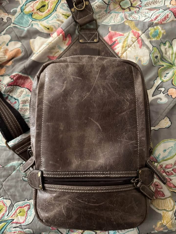 Gun Tote'n Mamas Sling Concealed Carry Backpack