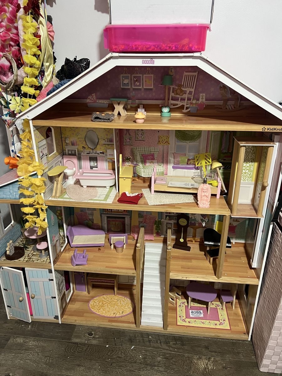 KidKraft Majestic Mansion Dollhouse 34-Piece Accessories Working Elevator 4ft Tall