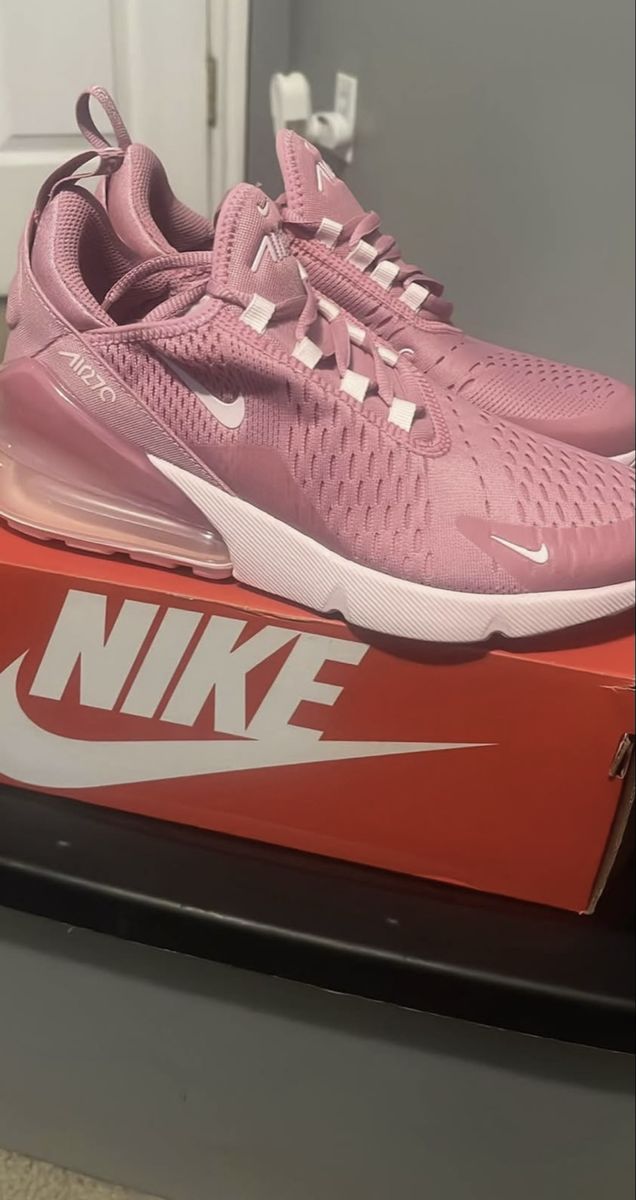 Nike Air Max 270 Size 6Y with Original Box